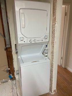 Stackable washer and dryer