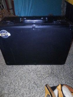 Blk hot wheels barber clipper case