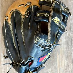 Mizuno Baseball Mitt