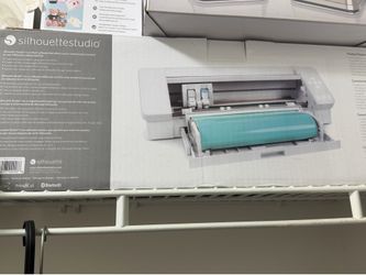 Silhouette Cameo 4 with vinyl-300.00