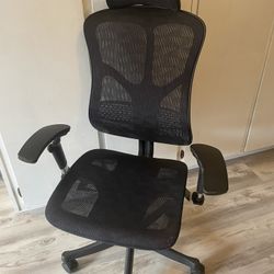 Black Mesh Office Chair