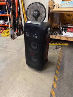 LG speaker XBoom
