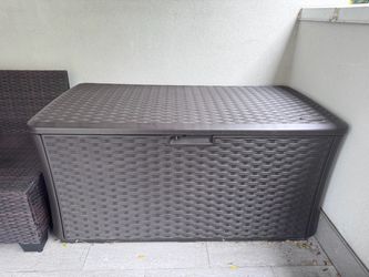 Outdoor Resin Wicker Deck Storage Box