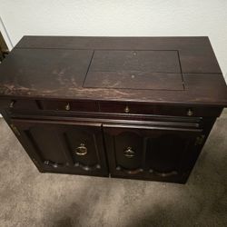 Sewing Machine Cabinet