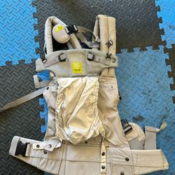 Lille 6-in-1 Baby Infant Carrier 