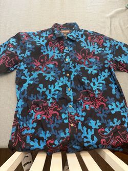 Hawaiian shirt