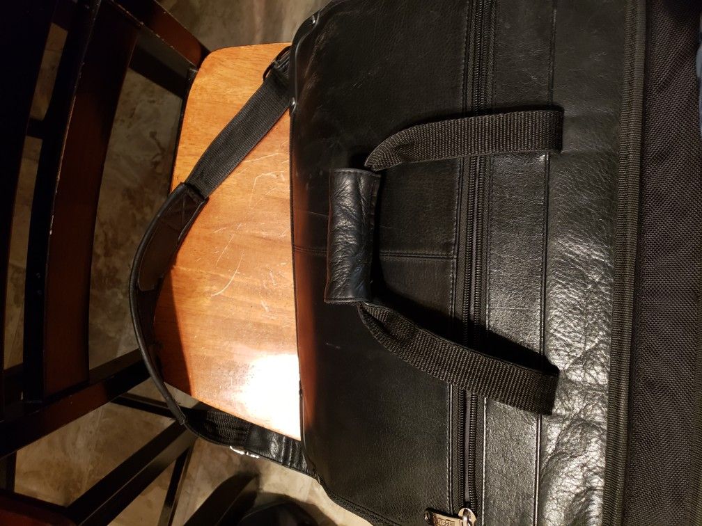 Tripp Leather Briefcase