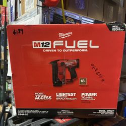 Milwaukee M12 FUEL 12-Volt Lithium-Ion Brushless Cordless 18-Gauge 1-1/2 in. Compact Brad Nailer (Tool Only)