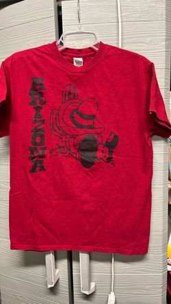 Women’s shirt size medium