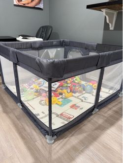 Baby Play Pen