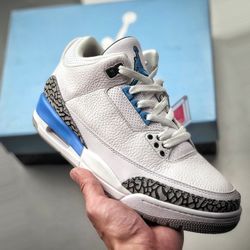 Jordan 3 UNC 9