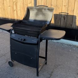 Charbroil Grill (Gas)