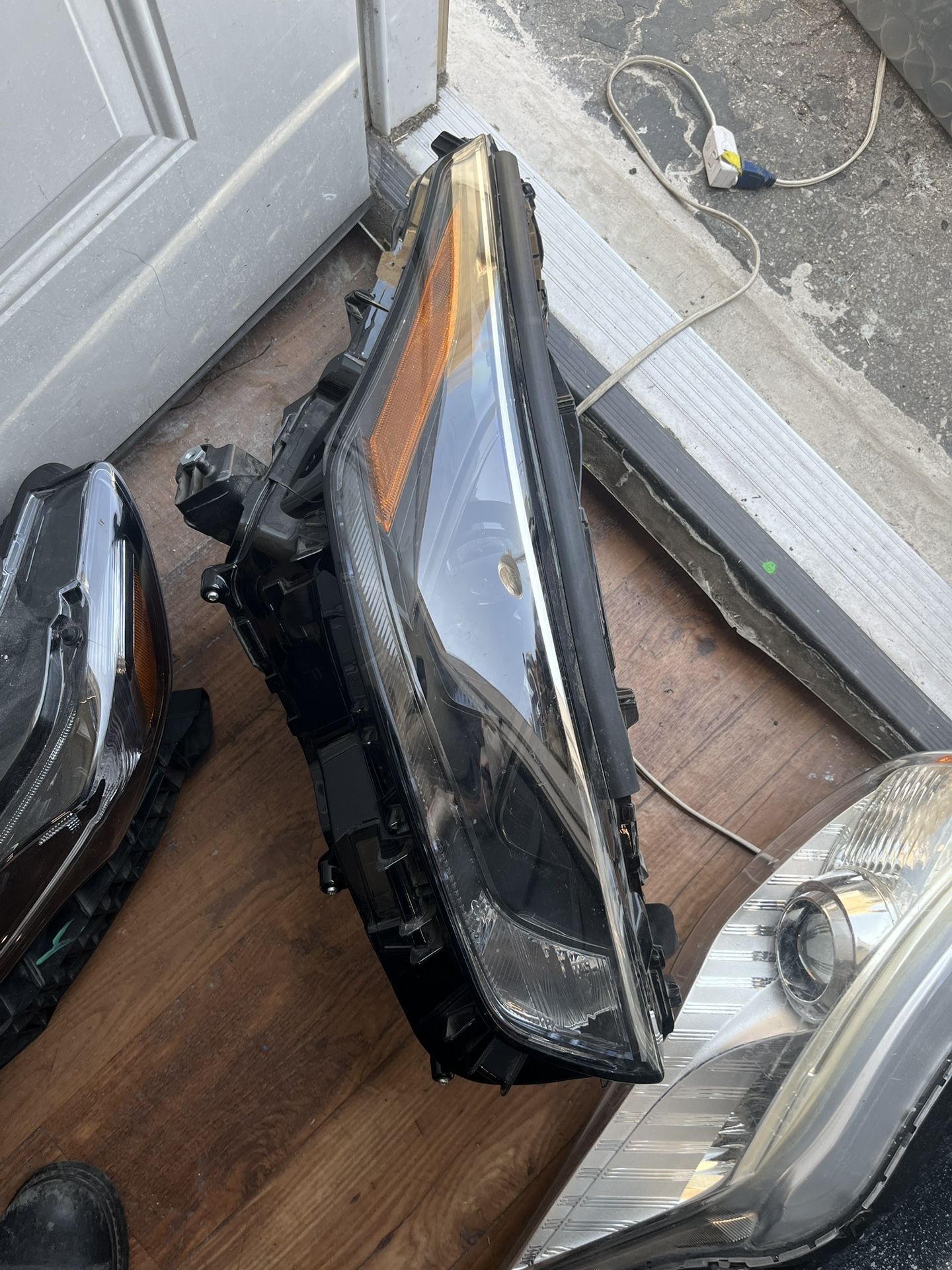 2020 Toyota Highlander Right Headlight