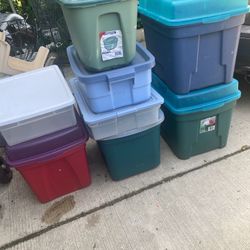 10 Storage Totes