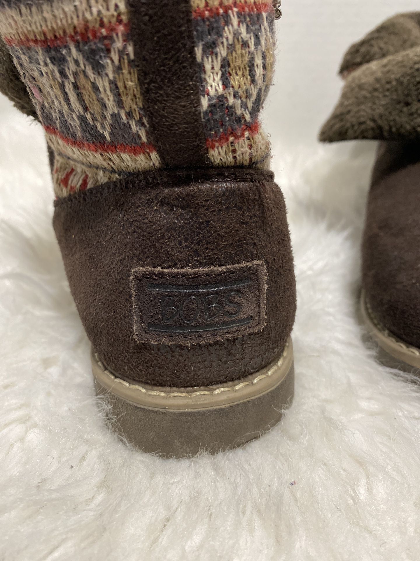Skechers Bobs Womens 8 Alpine Snow Day Boots Brown Pull On Plush Foam Short Knit