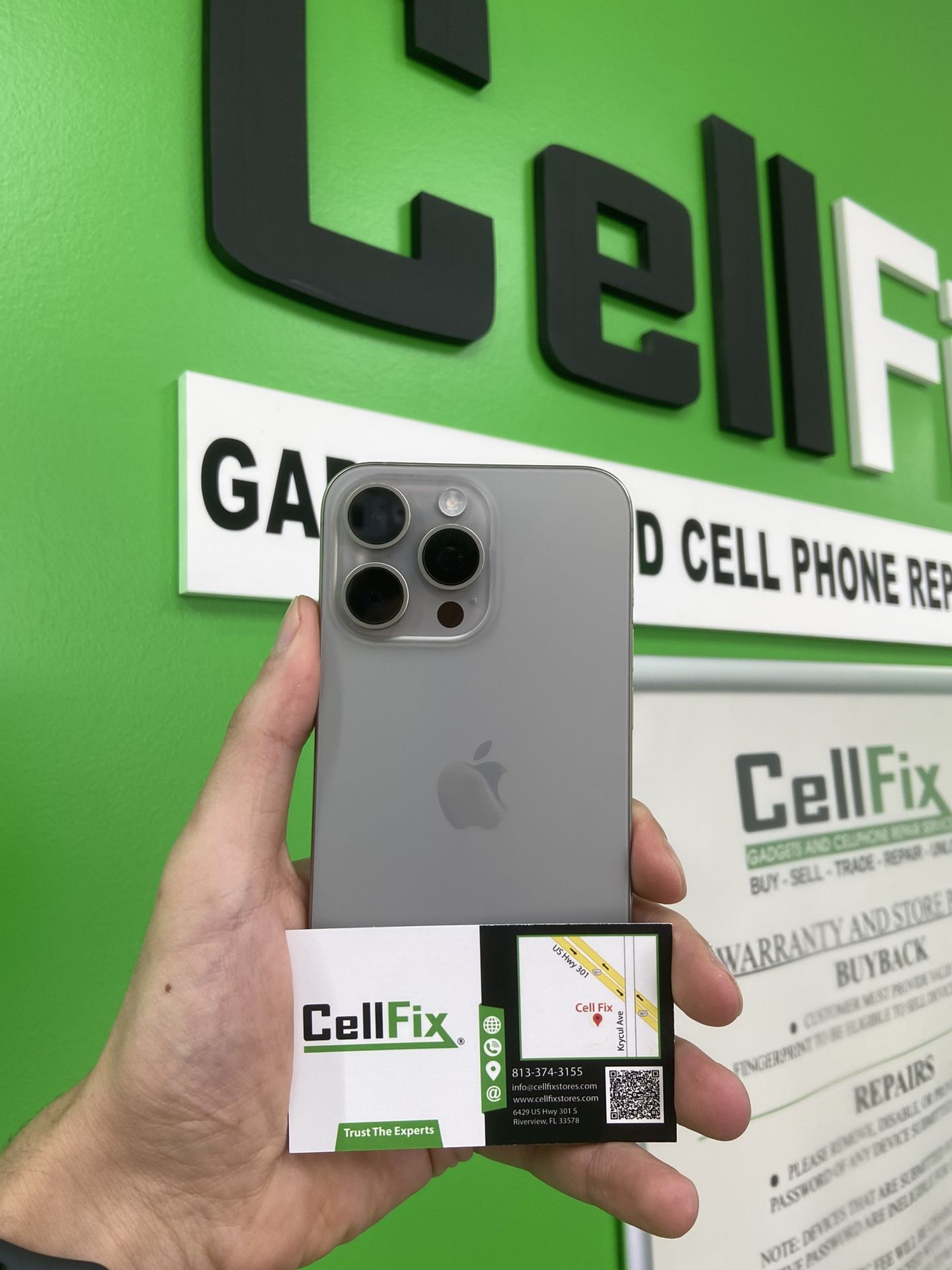 iPhone 15 Pro Max Unlocked