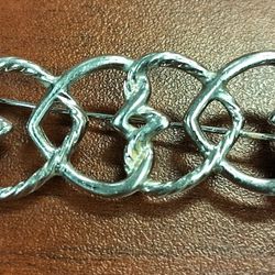 Vintage Interlocking Hearts Pin