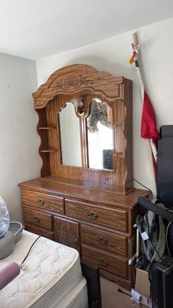 Free dresser/armoire