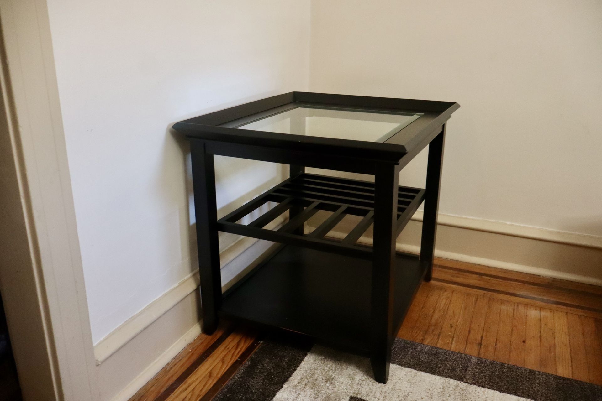 Black Glass Top End Table
