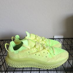 Mens Adidas pulse yellow / green shoes