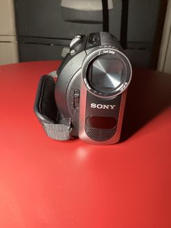 Sony Handycam DCR-HC52 MiniDV Camcorder 40x Optical Zoom Touch LCD battery included with charger