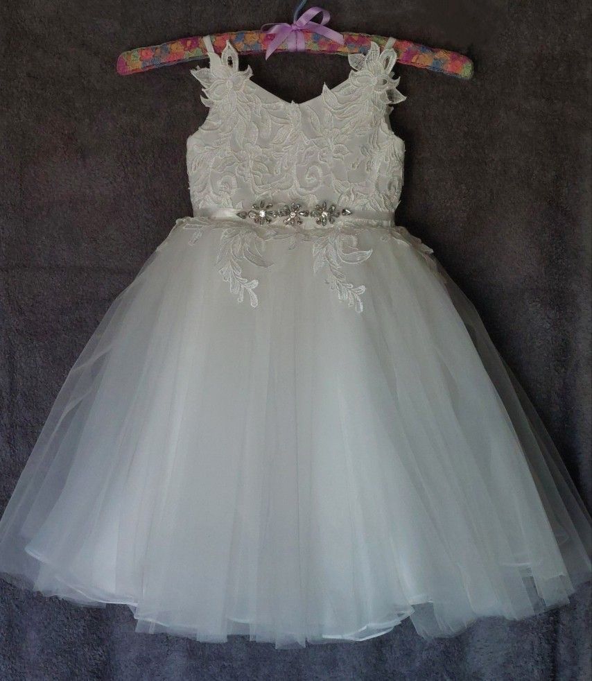 White Flower Girl Dress - Size 4/4T