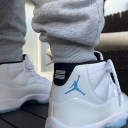 Jordan 11.  Size 10. 