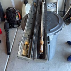 2 600 Lb Torque Wrench 