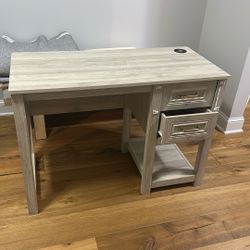Kids Desk 