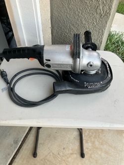 Makita GA7911 7”/9” Heavy Duty Angle Sander/ Grinder - 15 Amp