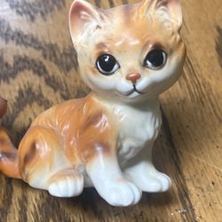 Porcelain Tabby Cat Vintage 