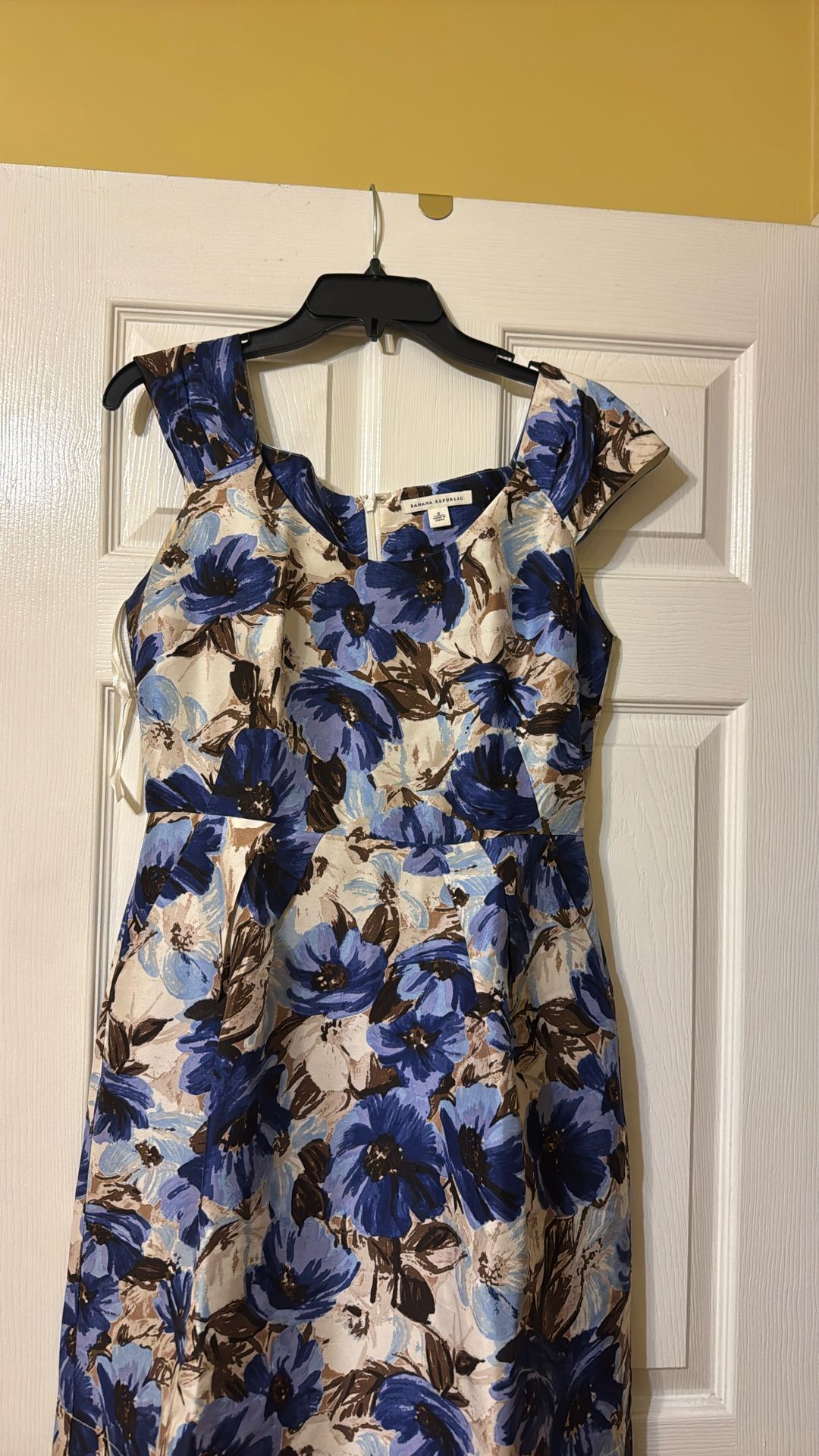 Floral Dress Banana Republic Size 6