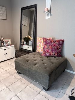 Large Ottoman in Gray Fabric & pillows