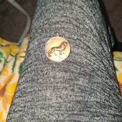 Gold Leo Pendant 