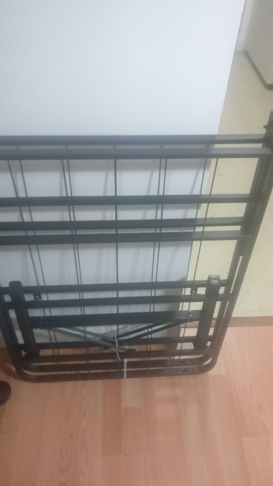 Twin size bed frame