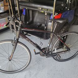 Fuji Two.1 Hybrid Bike