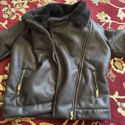 Like new black jackets leather coat 4 to 5