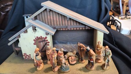 ANRI Nativity Set From Italy