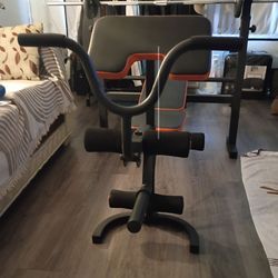 New workout bench w/ 100lbs weights.