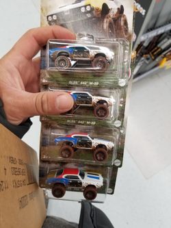 Hot Wheels Mud Runners Olds 442 W-30