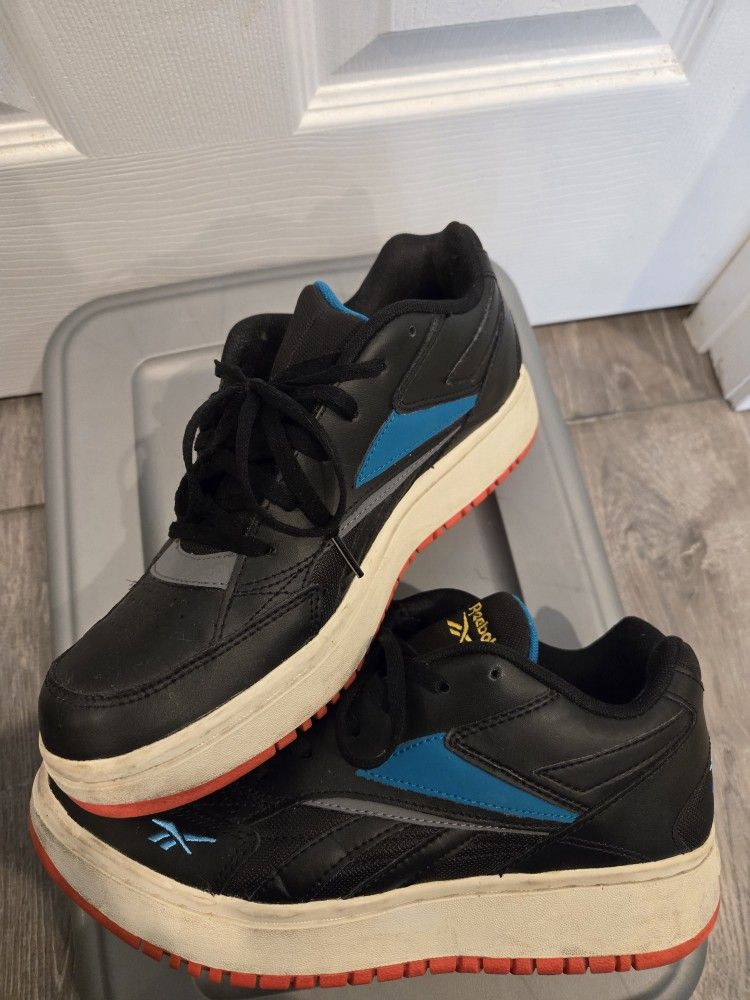 Reebok Women's Size 8 Sneakers