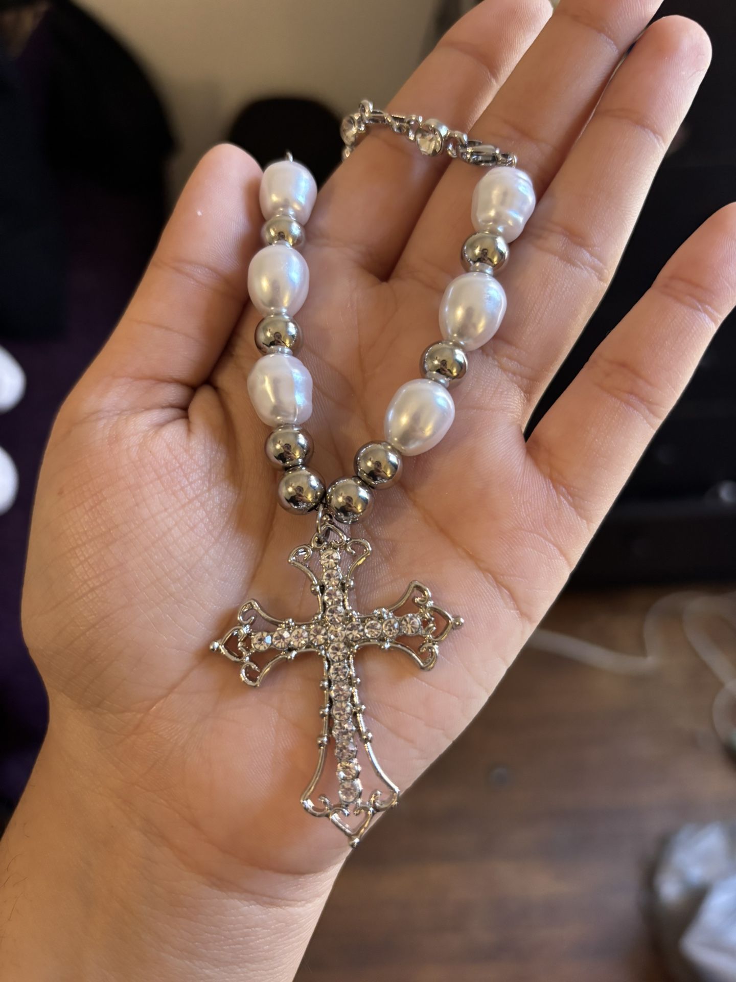 Y2K Pearl Cross Necklace