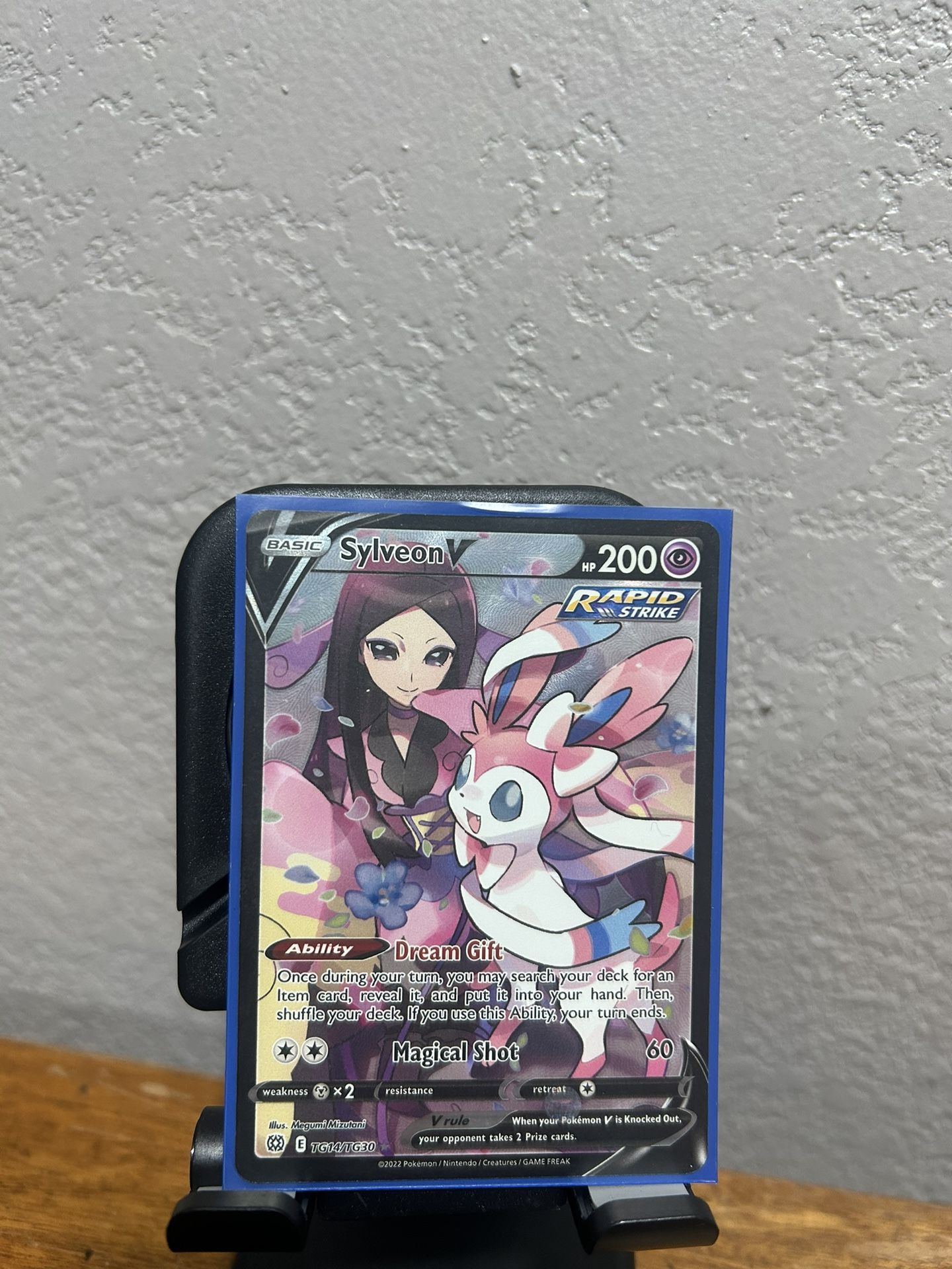 Pokemon Card - Sylveon V #tg14