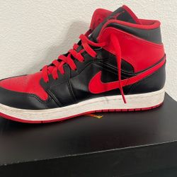 Air Jordan 1 Mid