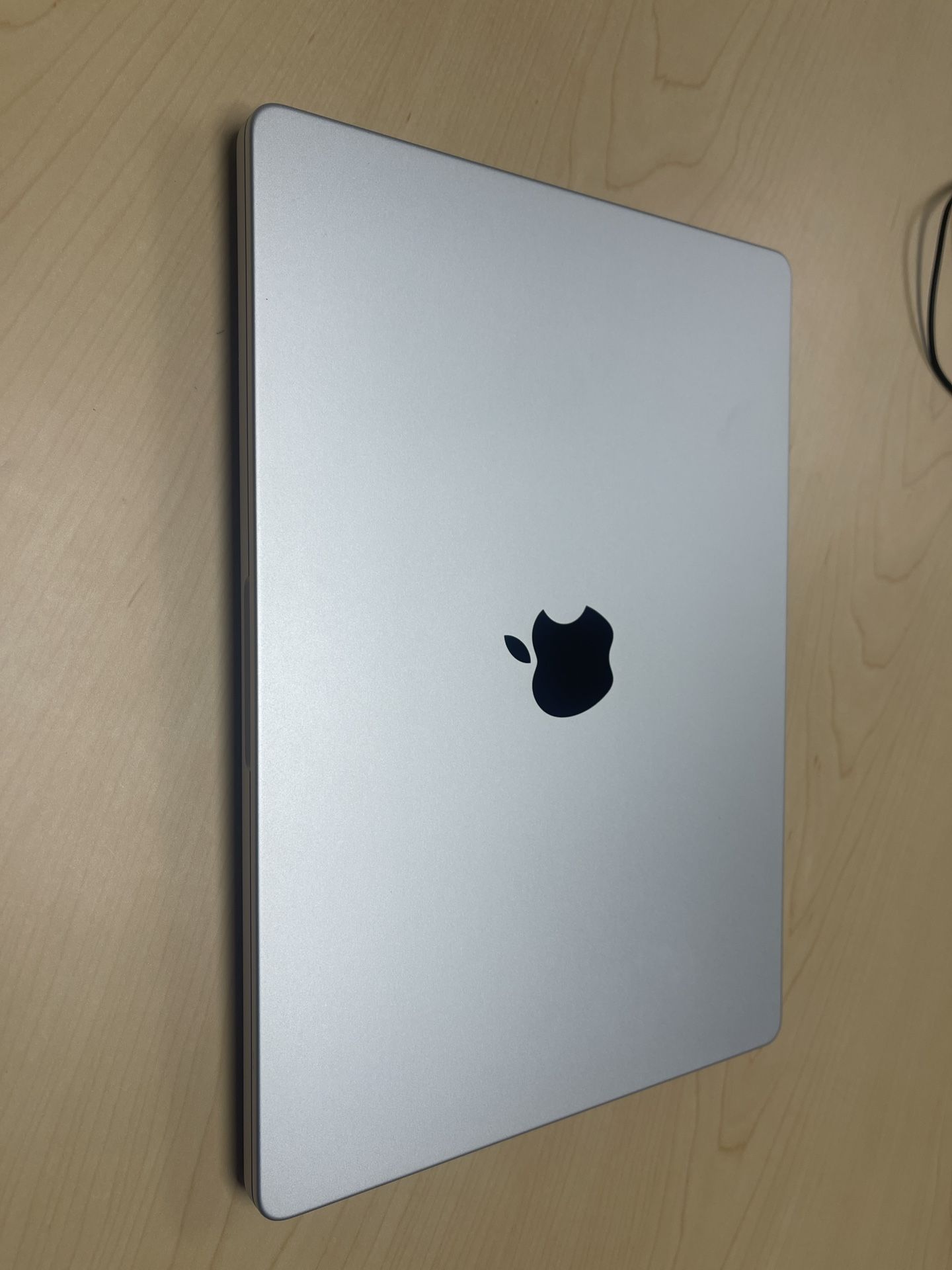 Apple MacBook Pro M2 Max