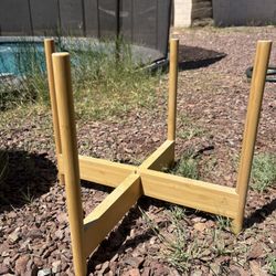 Plant stand + pot