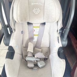 UPPAbaby Aria Color Declan 