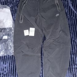 Nike Tech Woven Oversized Pants Men Black Size M (New With Tags) 100% Authentic