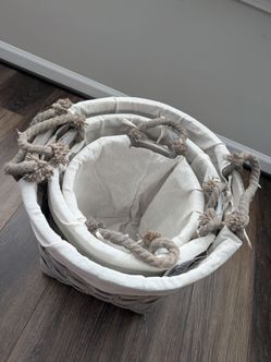Set of 3 Rustic Farmhouse Woven Baskets with Fabric Liners