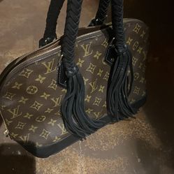 Louis Vuitton Original And Authentic 